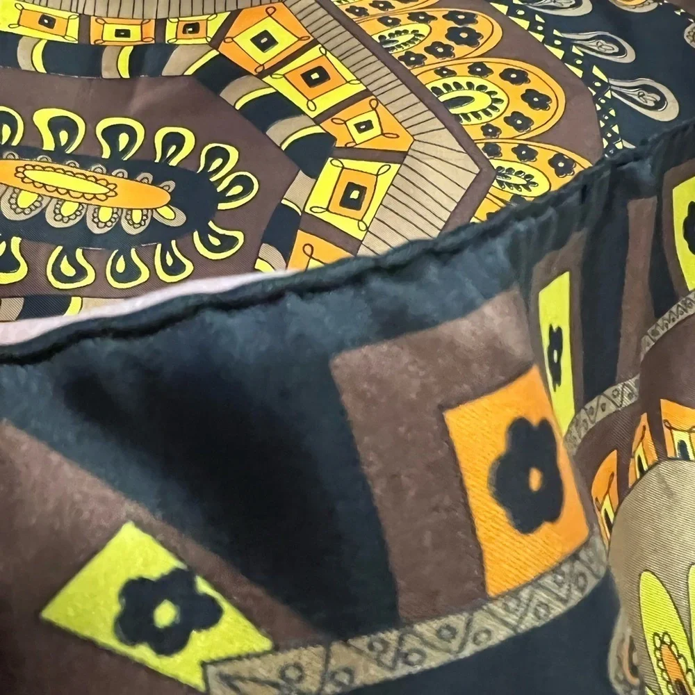 Burmel Scarf | Vintage 70s Retro Brown Vibrant | Rolled Hem